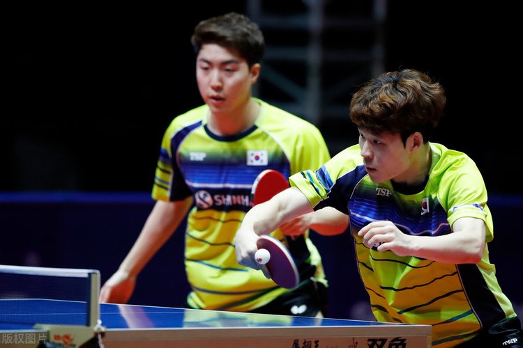 45度持球 45度持球